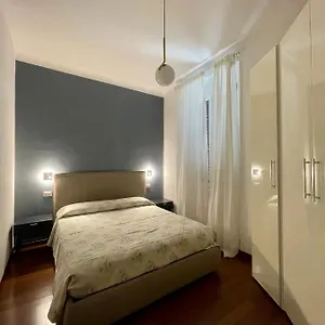 The Painting Apartment. A And Lovely In Apartment Milan